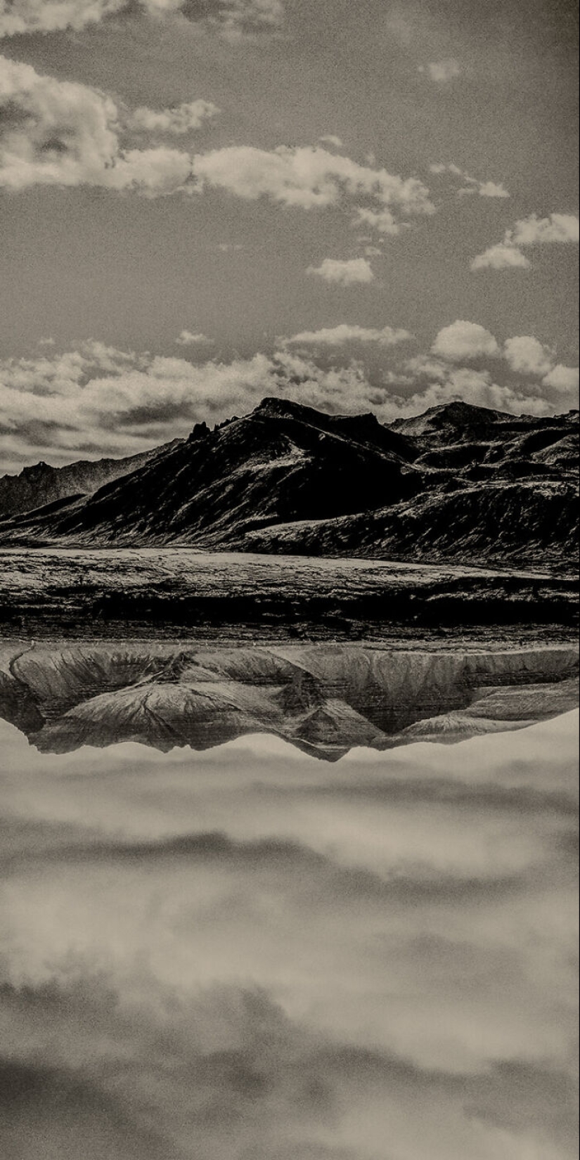 Paisajes oníricos de Islandia: un viaje fotográfico a través del tiempo y la memoria por Attila Ataner