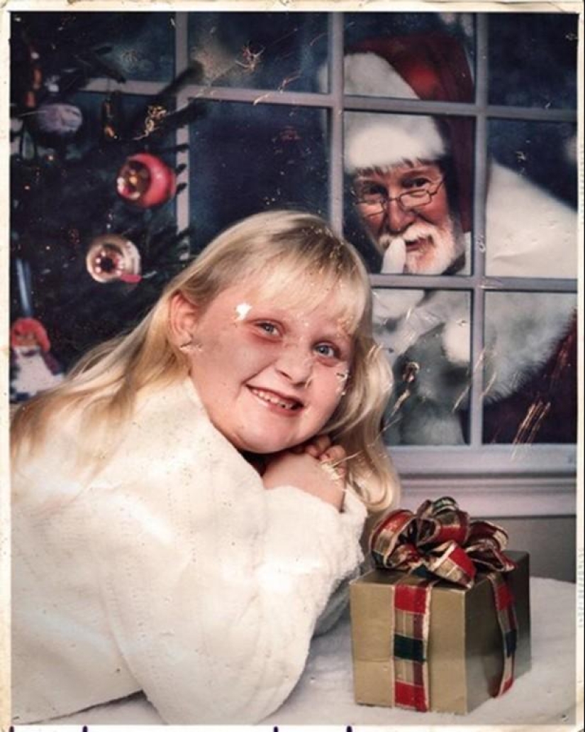 Papá Noel enojado y aterrador Papá Noel enojado y aterrador