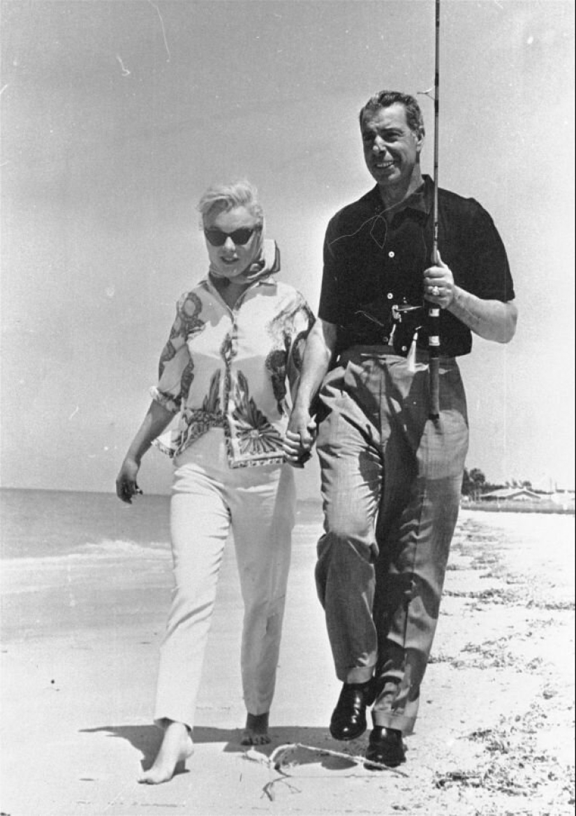 Pasado en fotos: las vacaciones de verano de los famosos