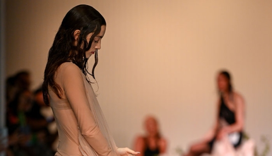 People Can’t Get Over These Bizarre Looks From London Fashion Week 2024
