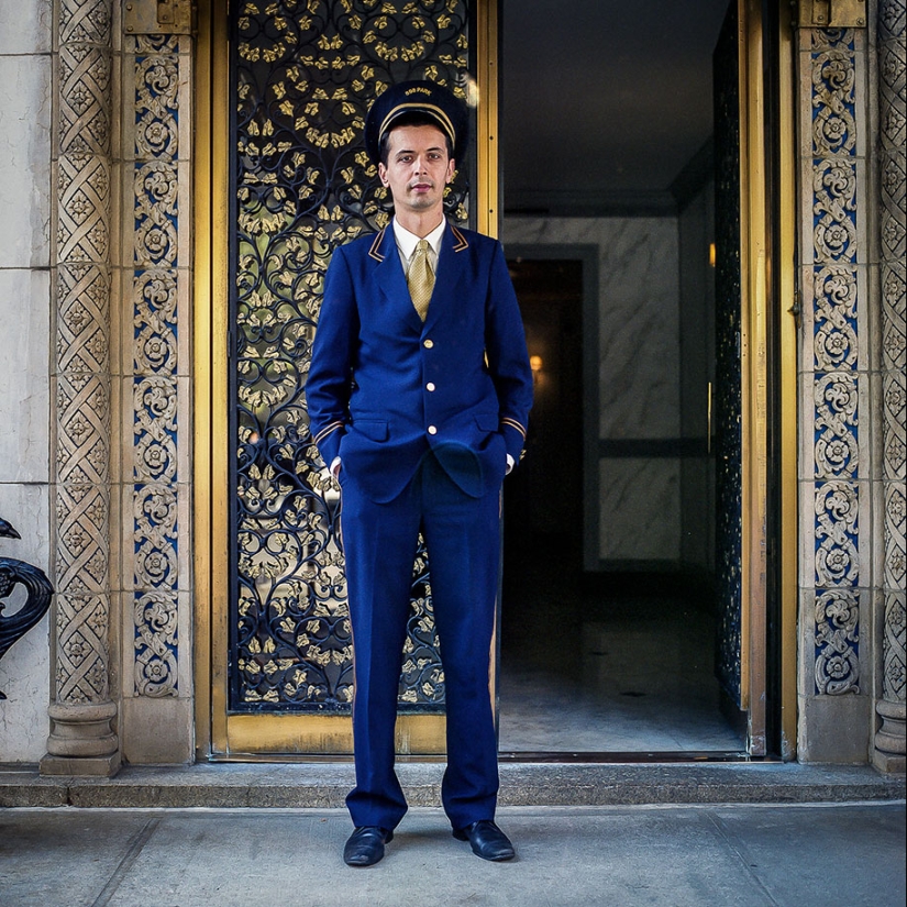 Photo project — Porter, invisible people of New York Photo project — Porter, invisible people of New York