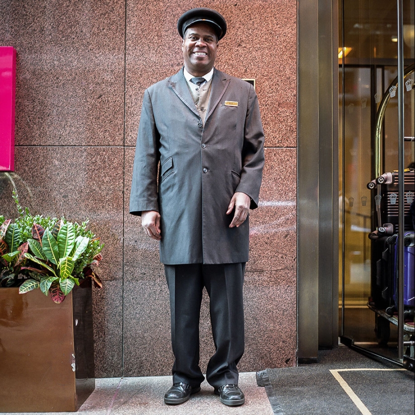 Photo project — Porter, invisible people of New York Photo project — Porter, invisible people of New York
