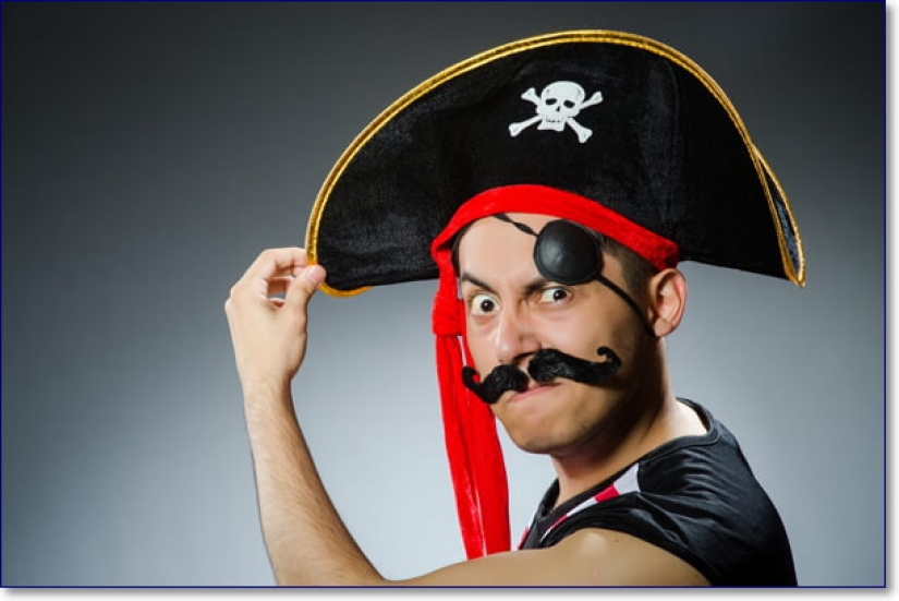 Por qué los piratas son retratados como tuertos