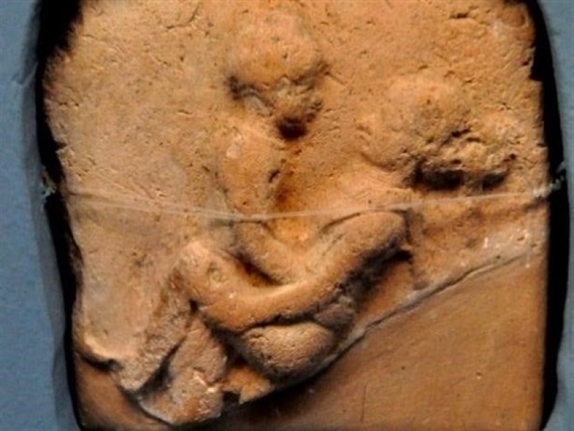 Prostitution in Mesopotamia - brothels at temples and a lot of beer for ladies and their clients Prostitution in Mesopotamia - brothels at temples and a lot of beer for ladies and their clients