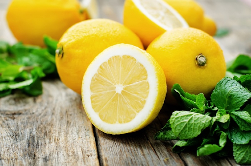 Quién no puede comer limón, jengibre, cebolla y ajo, y por qué