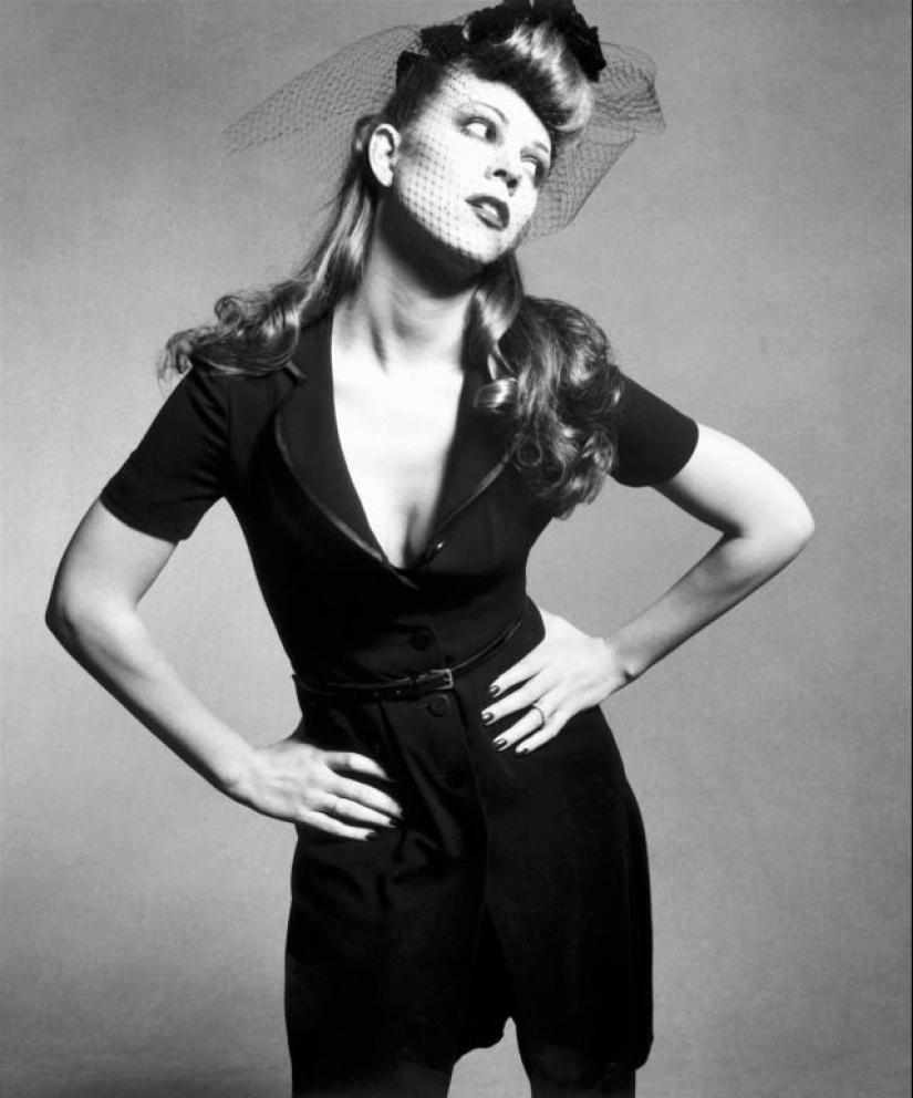 Rare pictures of young Mariah Carey in the 90-ies Rare pictures of young Mariah Carey in the 90-ies