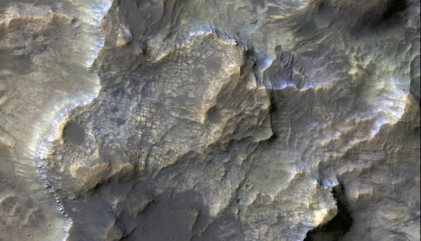Recent Discoveries On Mars Could Take Scientists One Step Closer To Finding Signs Of Ancient Life On Mars