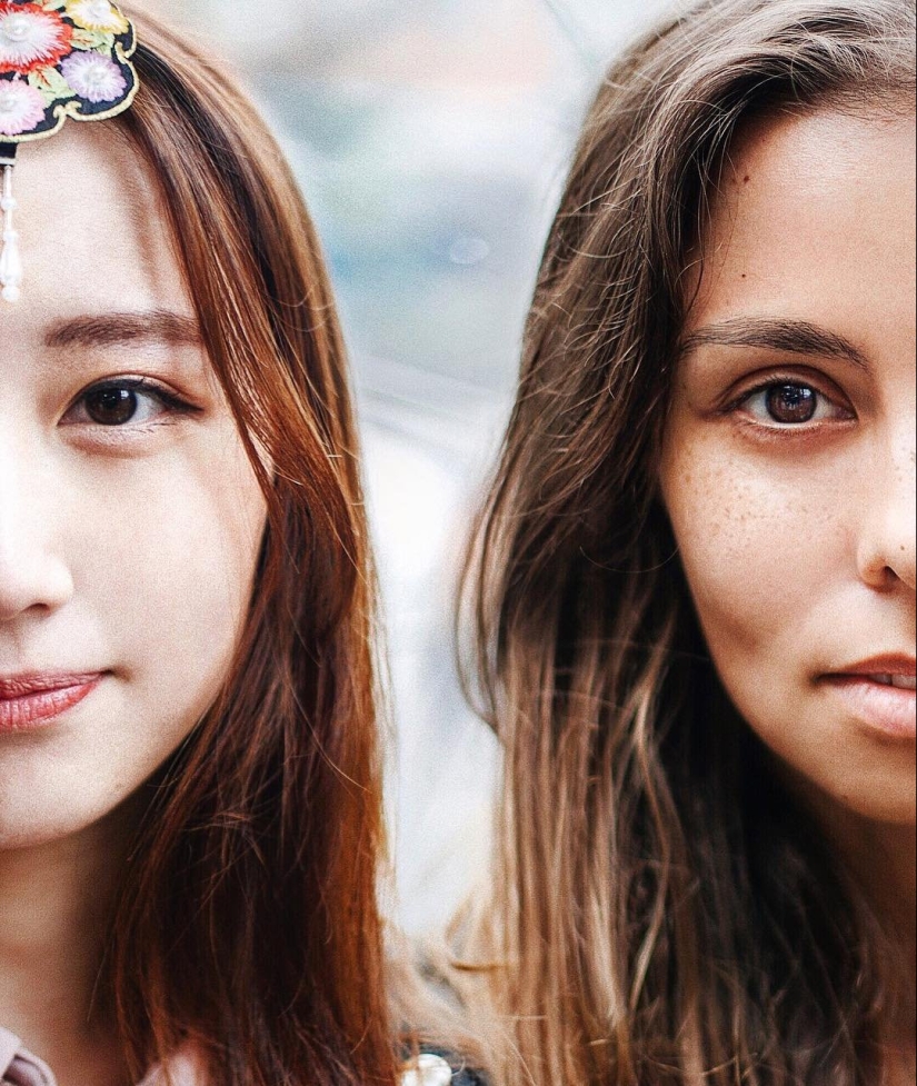Russian woman demonstrates the beauty of girls from all over the world, making them a joint photo Russian woman demonstrates the beauty of girls from all over the world, making them a joint photo