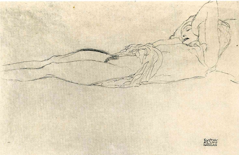 Scandalous erotic drawings by Gustav Klimt Scandalous erotic drawings by Gustav Klimt