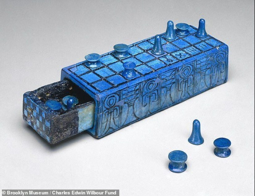 Scientists have solved the mystery of "Game of death" in Egypt, it was used to communicate with the world beyond the grave Scientists have solved the mystery of "Game of death" in Egypt, it was used to communicate with the world beyond the grave