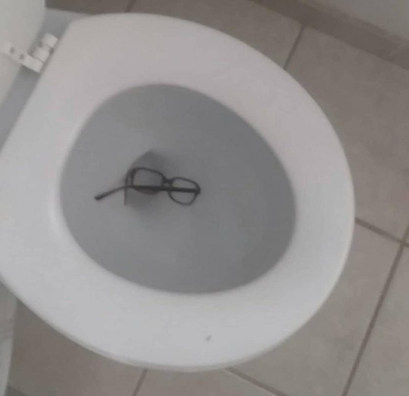 Shit happens: a compilation of the most epic of fails from the Internet Shit happens: a compilation of the most epic of fails from the Internet