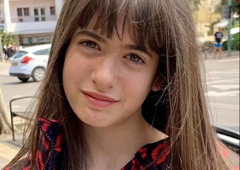 'Stand by me... I'm taking deep breaths in and out': The harrowing WhatsApp voice note tragic schoolgirl Mia Janin, 14, sent pal before taking own life after months of relentless bullying 'Stand by me... I'm taking deep breaths in and out': The harrowing WhatsApp voice note tragic schoolgirl Mia Janin, 14, sent pal before taking own life after months of relentless bullying