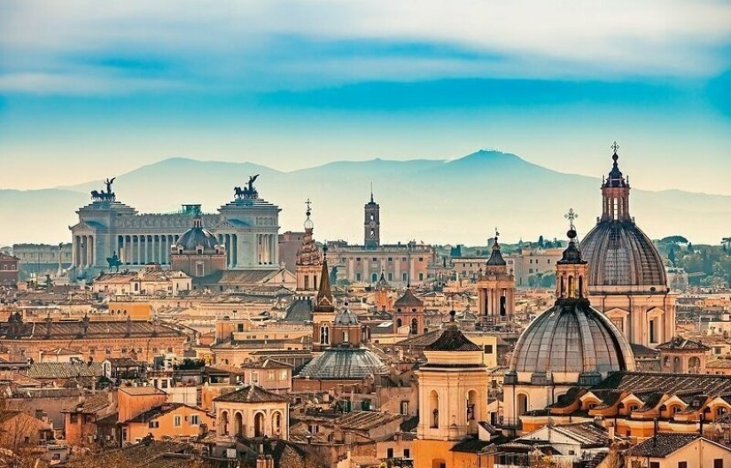 That's why Italy is called the most beautiful country in the world That's why Italy is called the most beautiful country in the world