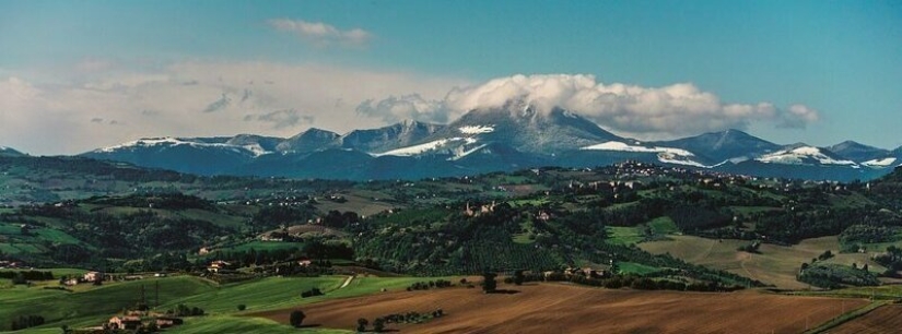 That's why Italy is called the most beautiful country in the world That's why Italy is called the most beautiful country in the world