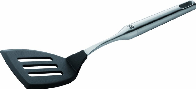 The 25 strangest murder weapons