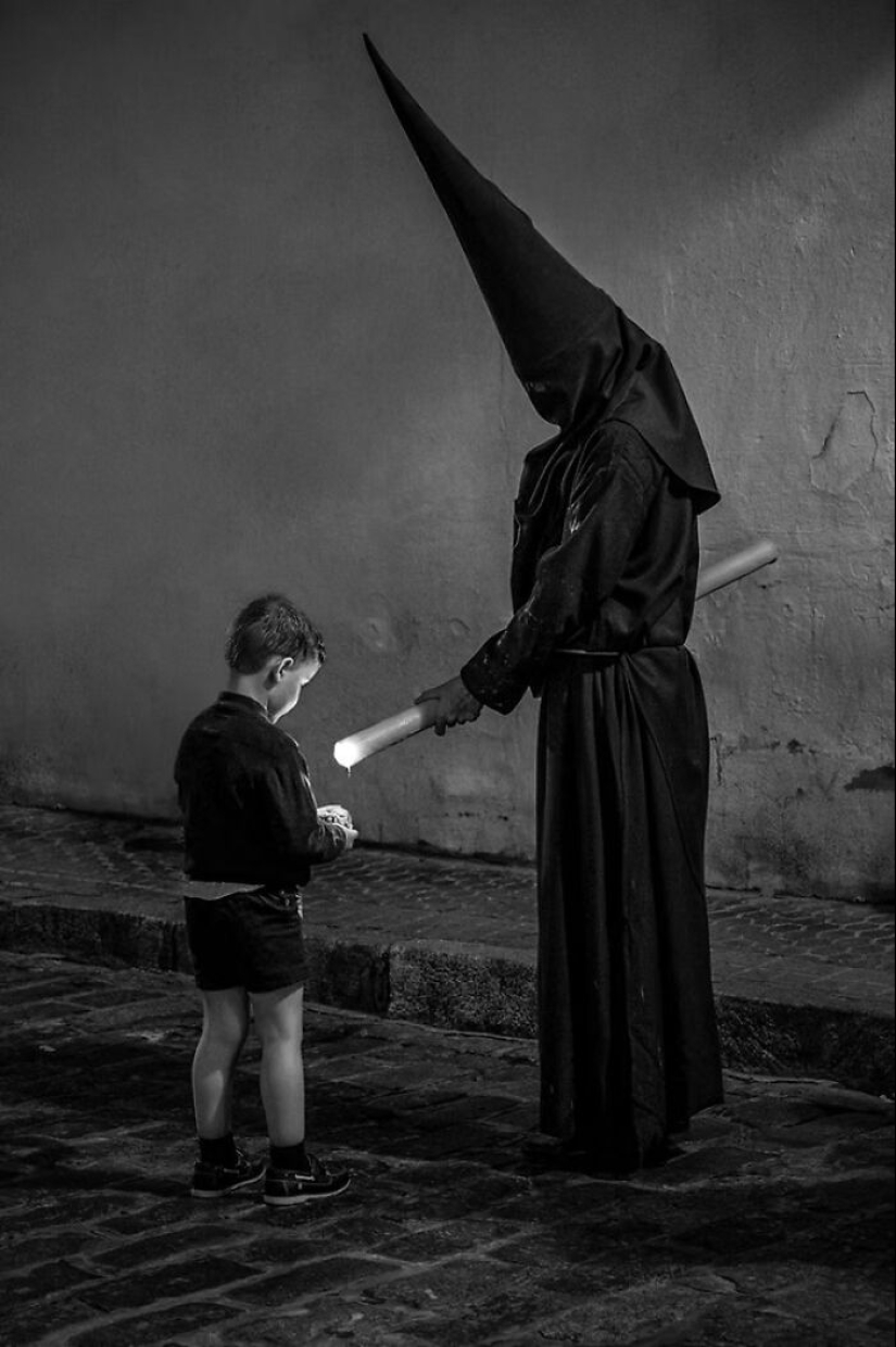 The Artist Gallery Awards Shared 11 Best Images Of 2024