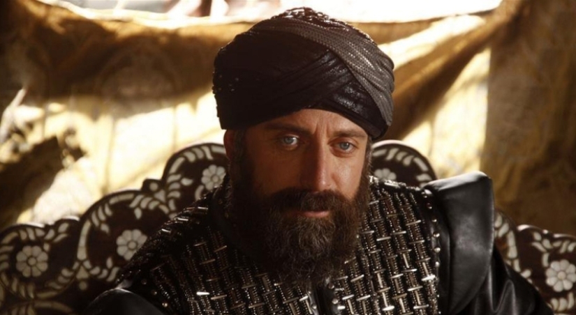 The Bow-Legged Shorty: What Sultan Suleiman the Magnificent Really Looked Like The Bow-Legged Shorty: What Sultan Suleiman the Magnificent Really Looked Like