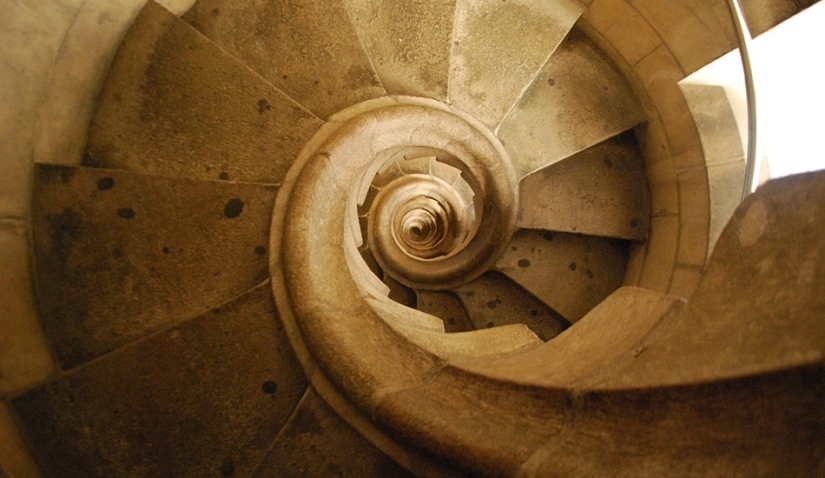 The creepy stairs in the world The creepy stairs in the world