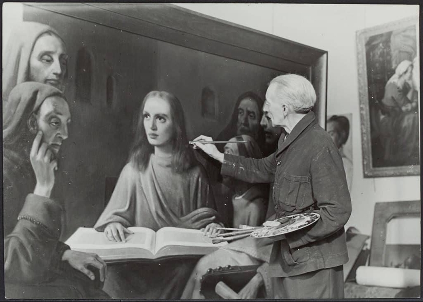 The high art of scams: 9 of the loudest scandals about fakes of world masterpieces The high art of scams: 9 of the loudest scandals about fakes of world masterpieces