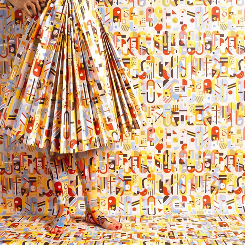 The Invisible Woman - Cecilia Paredes The Invisible Woman - Cecilia Paredes