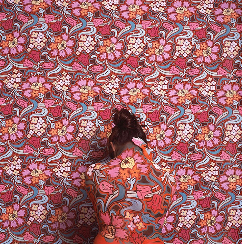The Invisible Woman - Cecilia Paredes The Invisible Woman - Cecilia Paredes