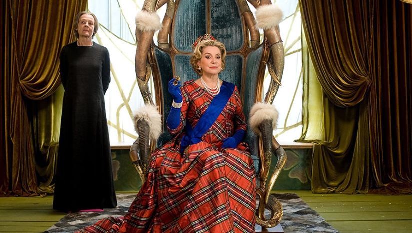 "The main thing is not to marry": the success secrets of Catherine Deneuve