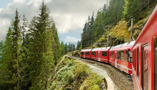 The most terrible railways from around the world The most terrible railways from around the world