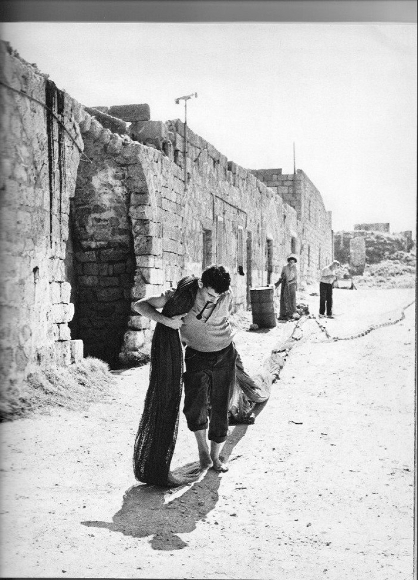 The photographer Izis Bidermanas: "This is not Paris and not old, but just my" The photographer Izis Bidermanas: "This is not Paris and not old, but just my"