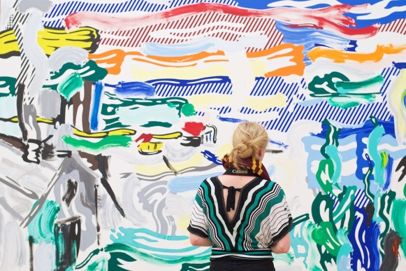The project "People matching artworks" Austrian photographer Stefan Dragana The project "People matching artworks" Austrian photographer Stefan Dragana