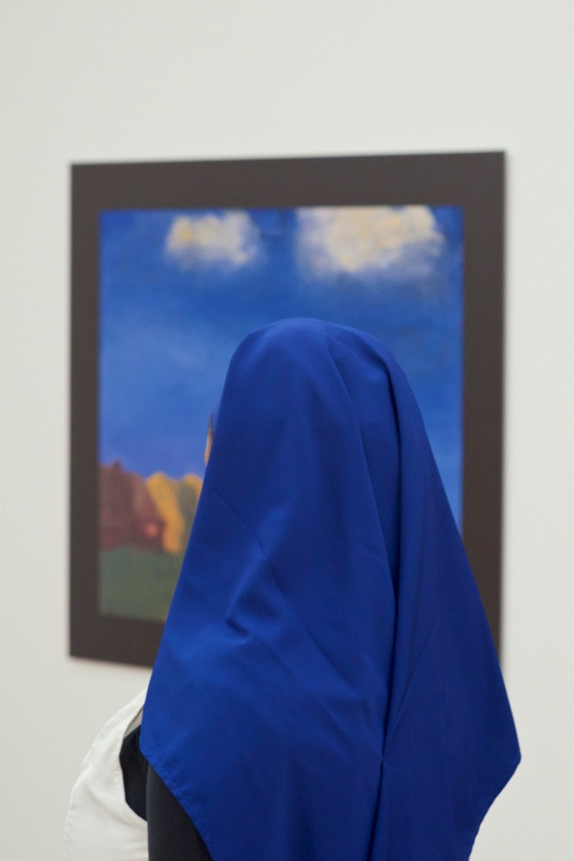 The project "People matching artworks" Austrian photographer Stefan Dragana The project "People matching artworks" Austrian photographer Stefan Dragana