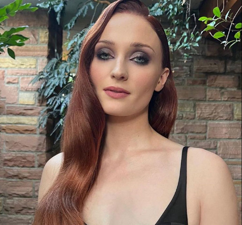 The Queen In The North Has A New King: Sophie Turner Makes It Official With British Aristocrat