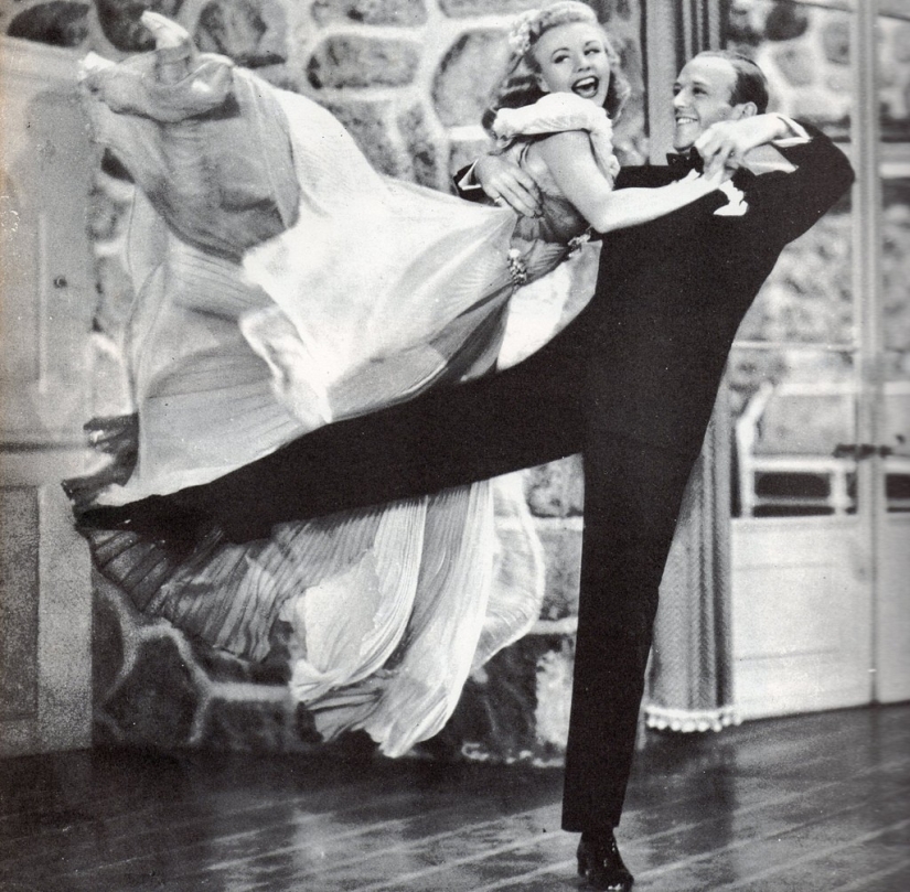 The show must go on: injuries of actors on the set included in the films The show must go on: injuries of actors on the set included in the films