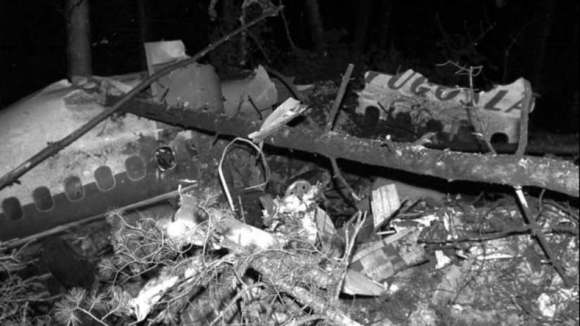 The story of a flight attendant who survived a fall from a height of 10 thousand meters