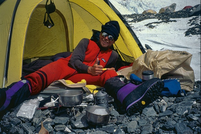 The story of the "mad Swede" Yeran Kropp, who went to Mount Everest by bicycle The story of the "mad Swede" Yeran Kropp, who went to Mount Everest by bicycle
