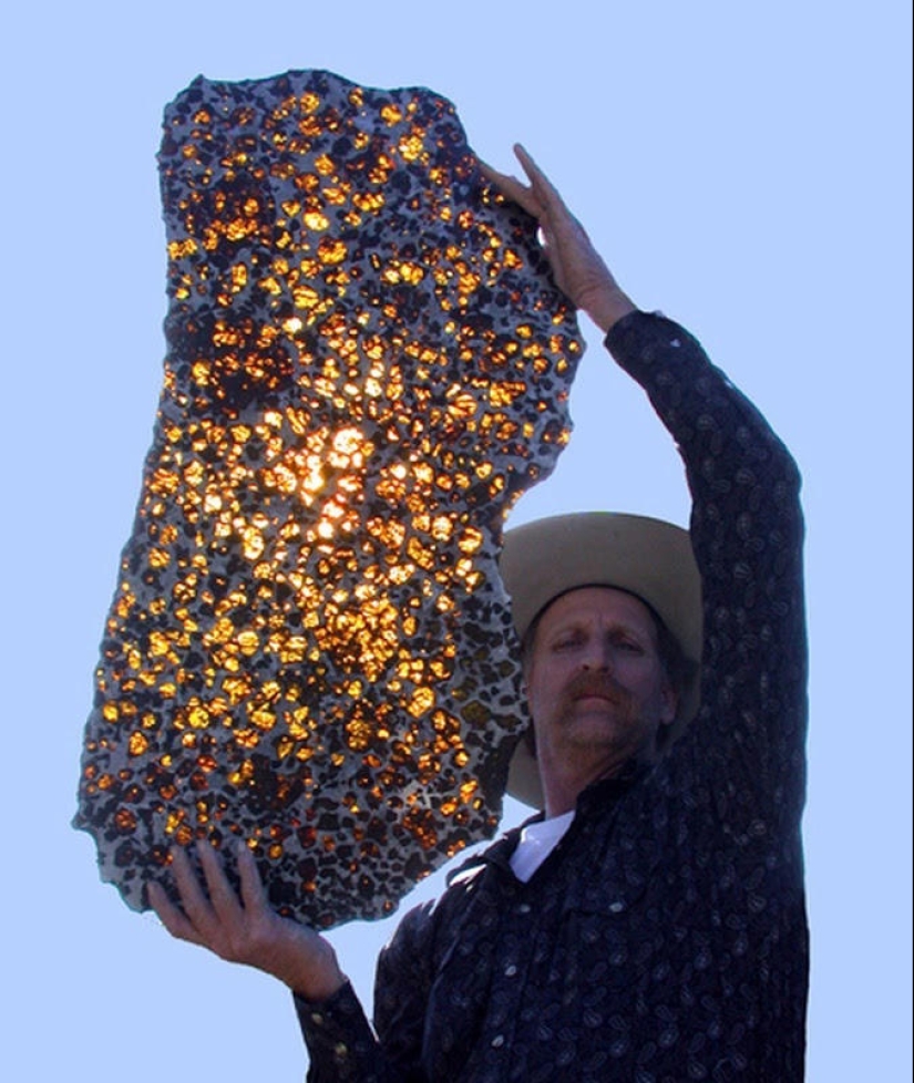 The unusually beautiful Fukan meteorite The unusually beautiful Fukan meteorite