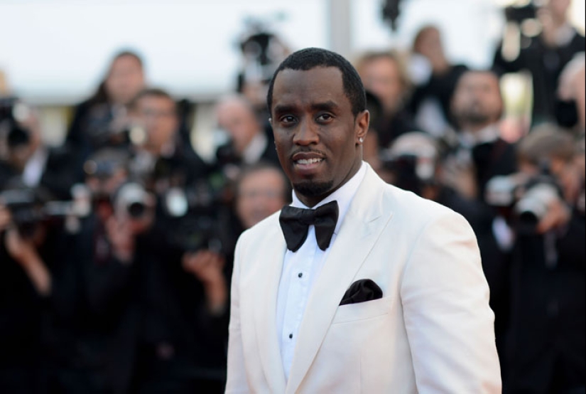 These 18 Famous People Are Currently In Prison For Their Crimes, Including Homicide These 18 Famous People Are Currently In Prison For Their Crimes, Including Homicide