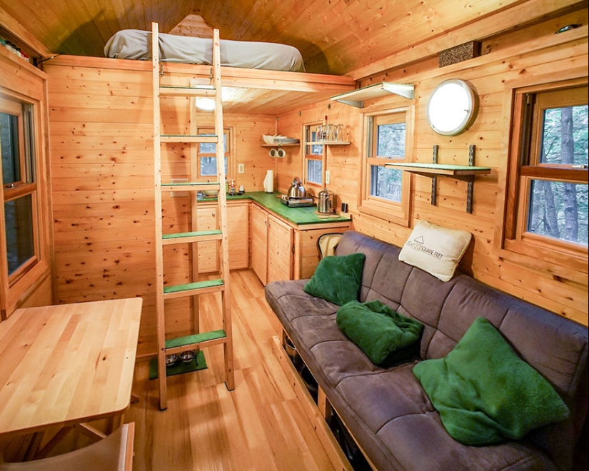 These people live in houses smaller than your bedroom! These people live in houses smaller than your bedroom!