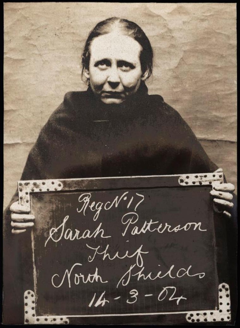 They were wanted by the police: Impressive photos of British criminals of the past