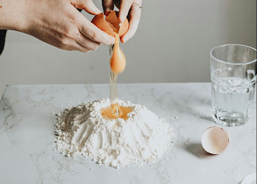 “They’re Just Crunchy Vinegar”: 10 Unhinged And Unfiltered Food Opinions