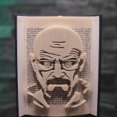 This Artist Upcycles Old Books Into Stunning Sculptures This Artist Upcycles Old Books Into Stunning Sculptures