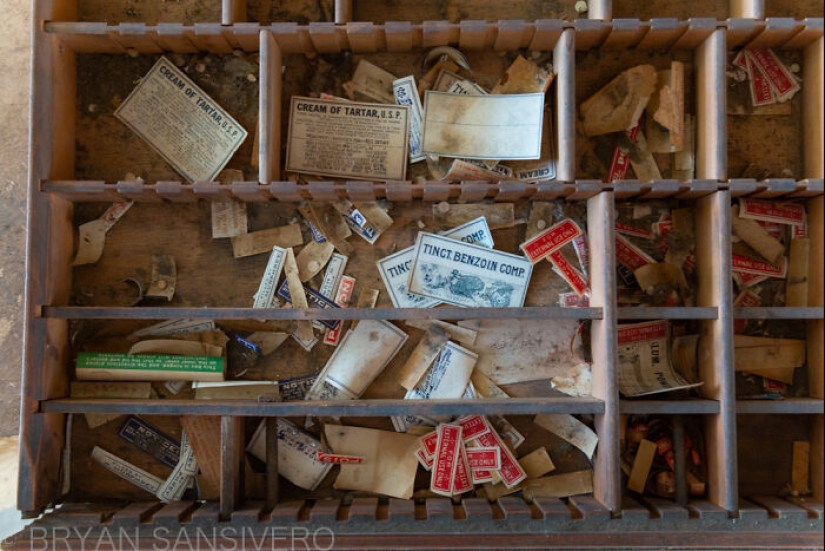 This Forgotten Pharmacy Is A Time Capsule From The Past This Forgotten Pharmacy Is A Time Capsule From The Past