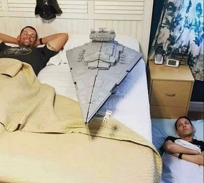 This IG Account Is For “Cursed Pics Only” And Here Are 10 Of The Most Baffling Ones This IG Account Is For “Cursed Pics Only” And Here Are 10 Of The Most Baffling Ones