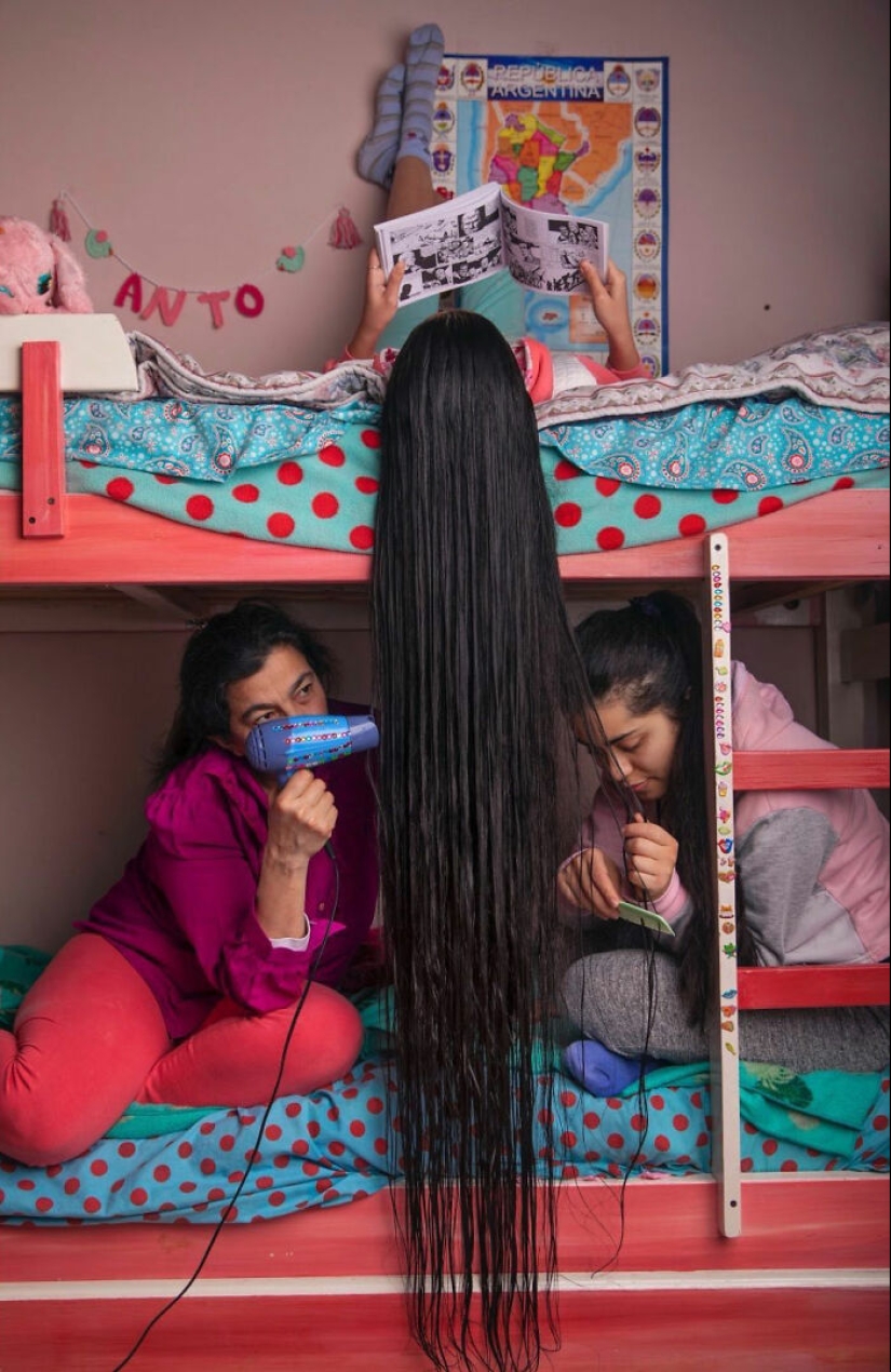 This Photographer From Argentina Took 11 Unique Portraits Of Long-Haired Women