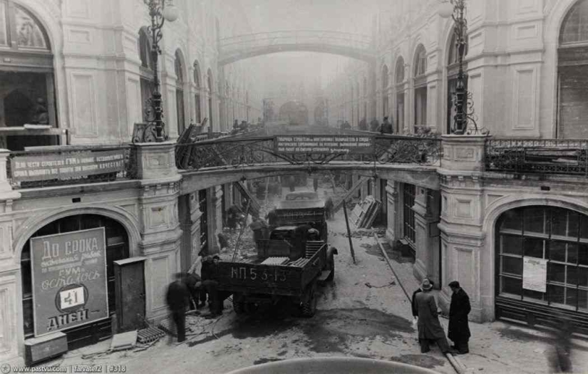 To Red Square in slippers: When there were communal apartments in GUM To Red Square in slippers: When there were communal apartments in GUM