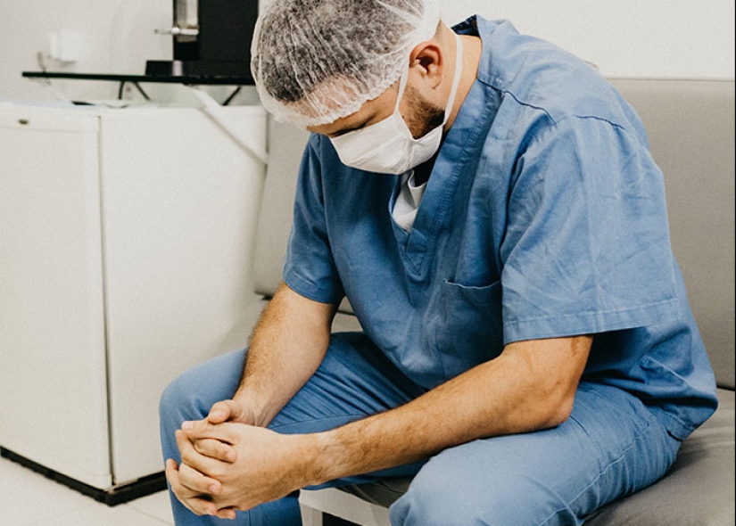 “Trabajo garantizado de por vida”: 15 trabajos que la gente está 99,9% segura de que la IA no robará