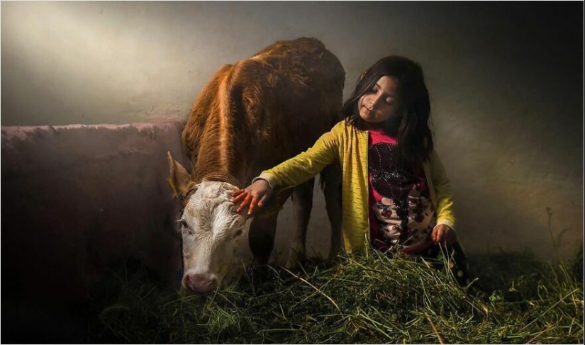 Travel, Culture, And Humanity: 10 Stunning Images By Photographer F. Dilek Yurdakul