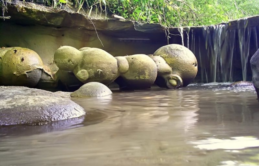 Trovanti — amazing "living stones" of Romania, which scientists stumped