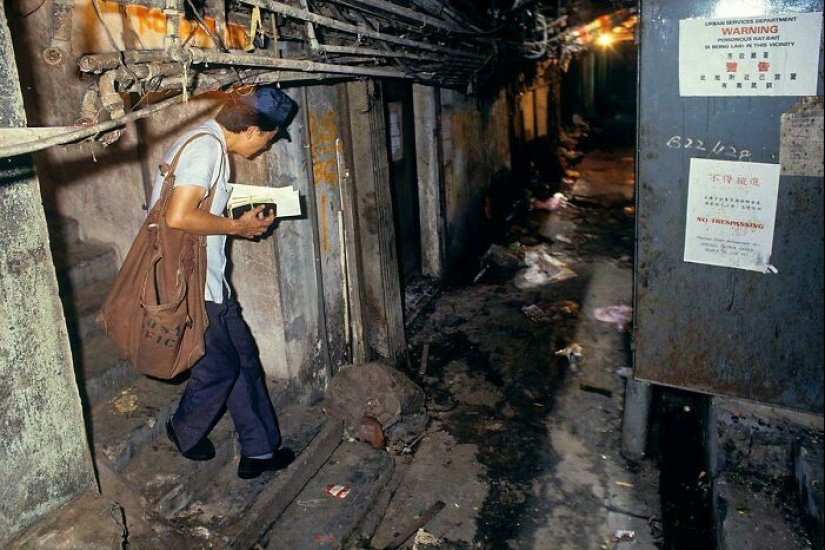 “Truly The UK’s Most Horrible Place To Live”: 13 Pics Of Urban Hell From All Over The World “Truly The UK’s Most Horrible Place To Live”: 13 Pics Of Urban Hell From All Over The World