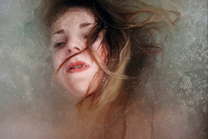 Wet girls in sensual paintings by artist Alissa Monks Wet girls in sensual paintings by artist Alissa Monks
