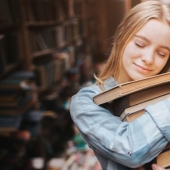 What do books smell like and why do we like this smell What do books smell like and why do we like this smell